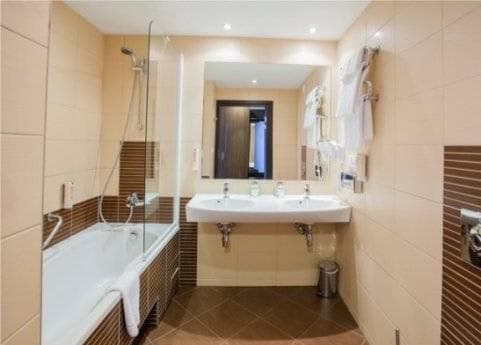 Qubus Hotel Lódz Ansicht 3