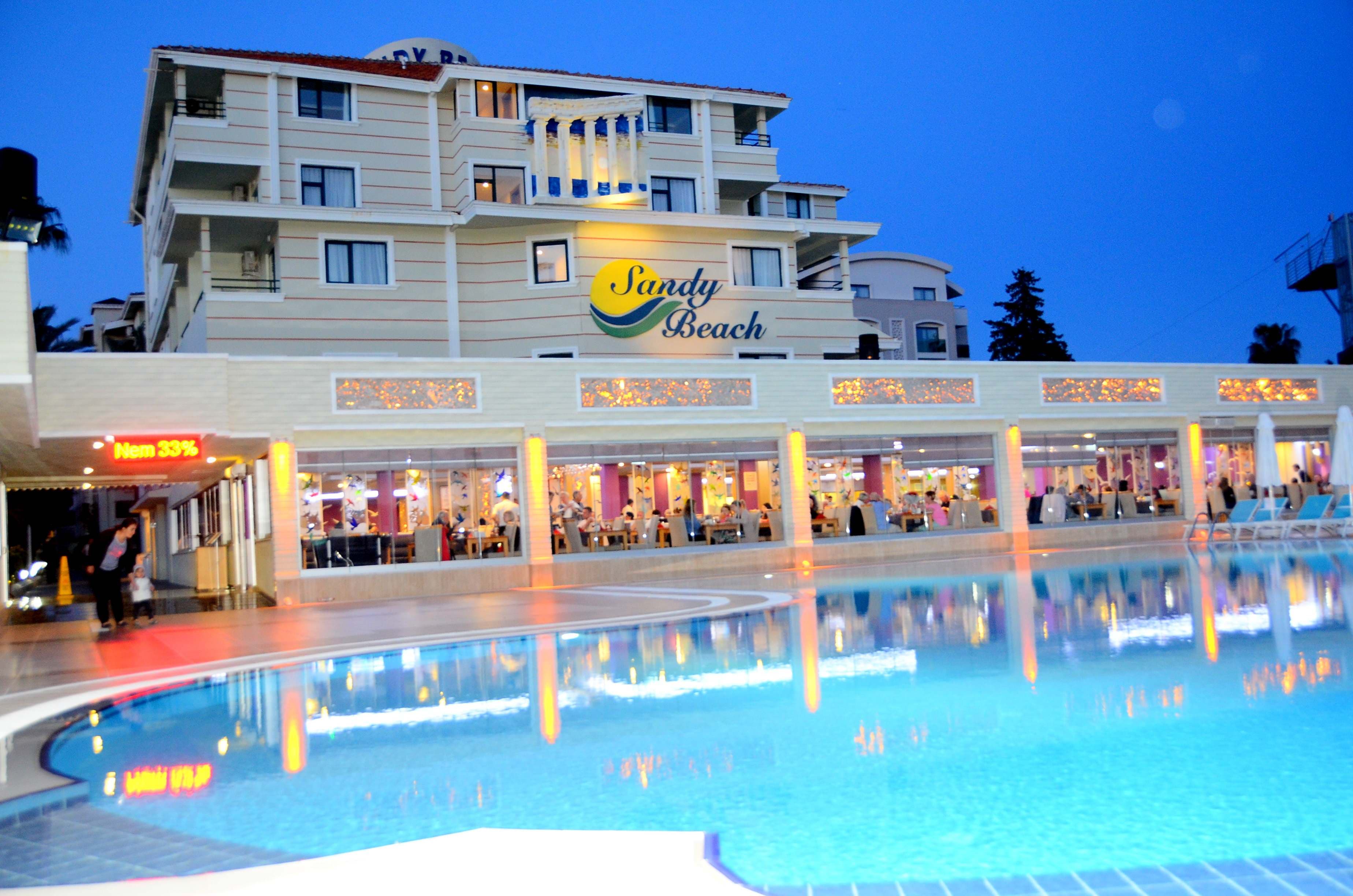 Hotel Sandy Beach Ansicht 3