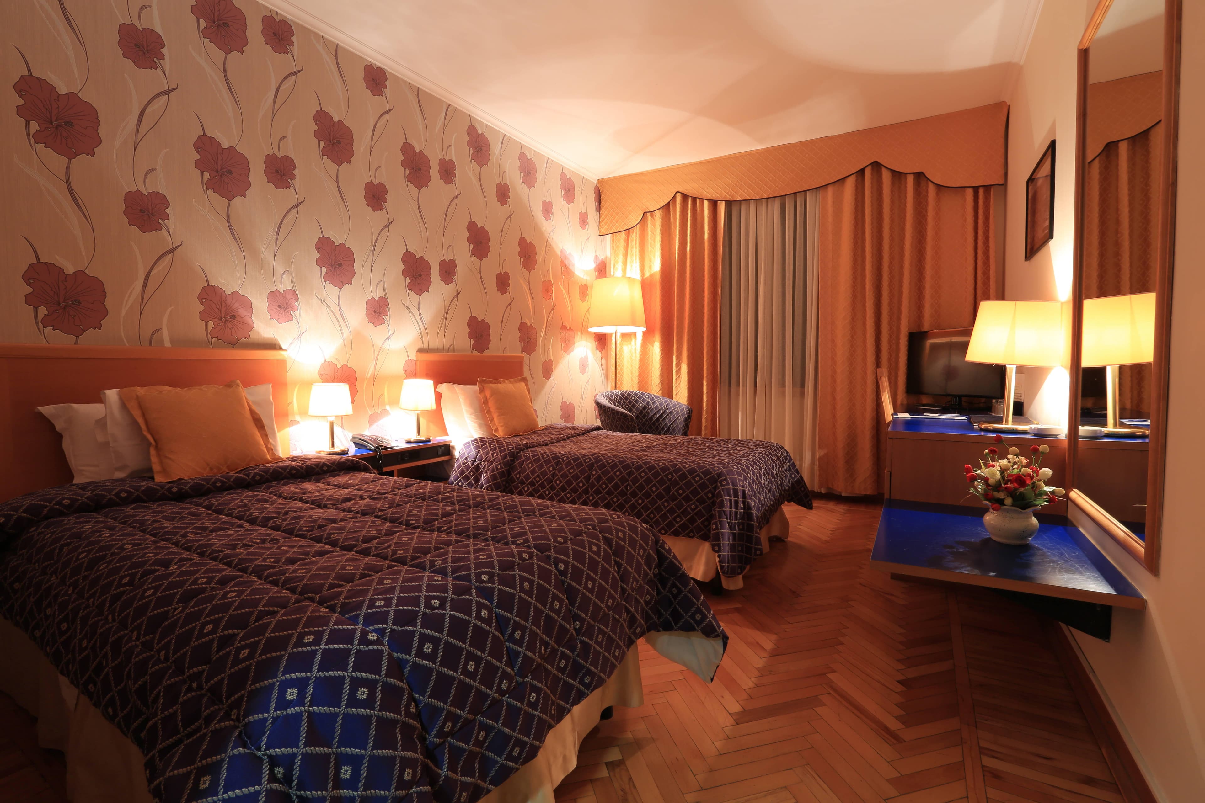 Tirana International Hotel & Conference Centre Ansicht 5