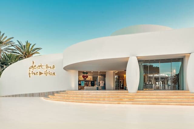 Destino Pacha Ibiza Resort - Adults only