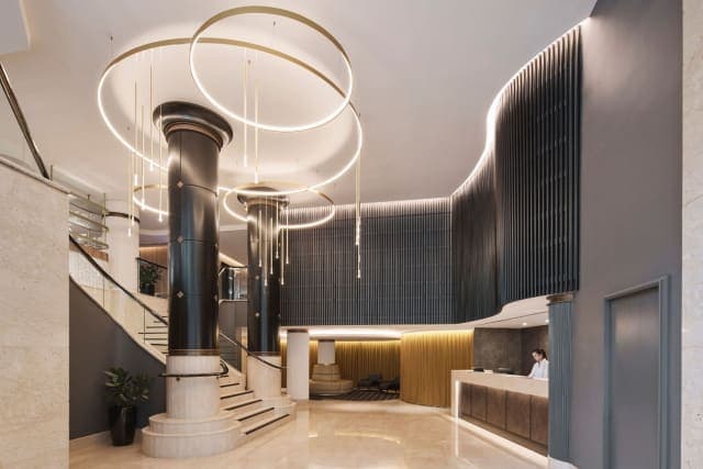 Radisson Hotel & Suites Sydney