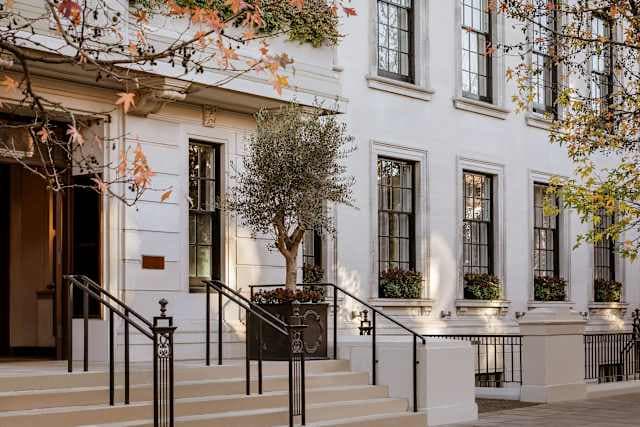 Hotel & Apartments Town Hall