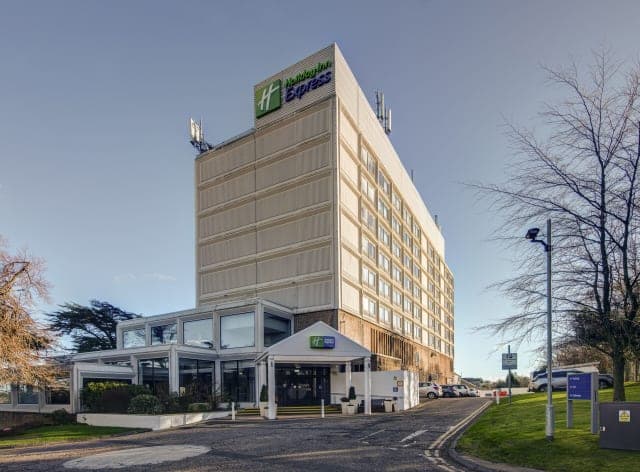 Holiday inn express Edinburgh City West