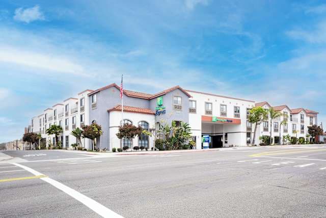 Holiday Inn Express Hotel & Suites Hermosa Beach