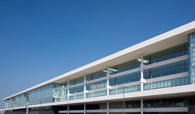 Hotel & Conference Centre Sheraton Milan Malpensa Airport