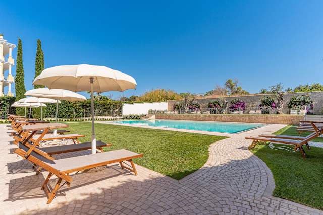 Victoria Palace Hotel