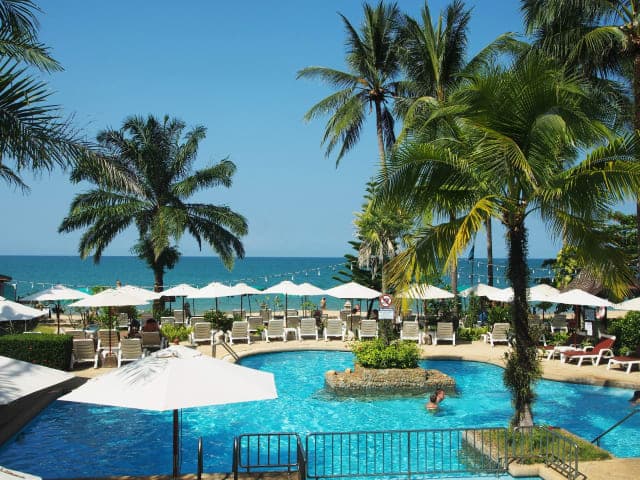 Hotel Khao Lak Palm Beach Resort