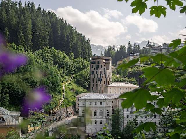 Urban Nature Bad Gastein - Badeschloss