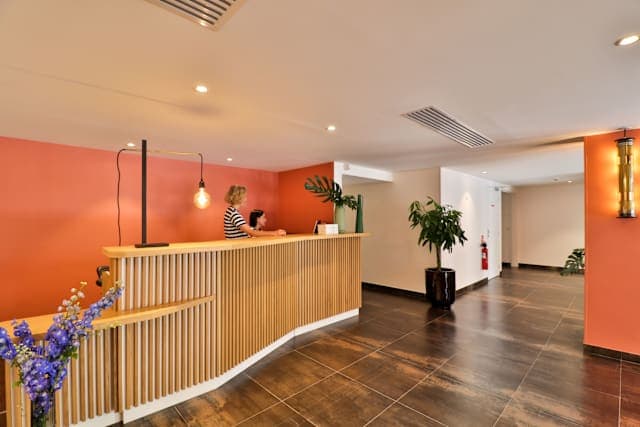 Hotel Kyriad Nice Port