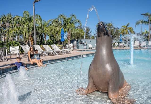 Homewood Suites by Hilton Orlando Theme Parks