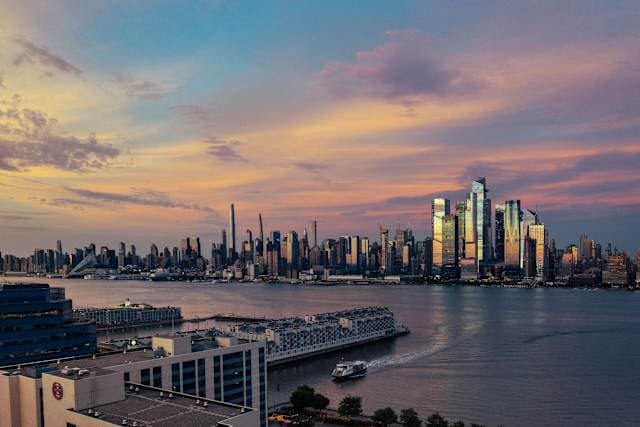 Sheraton Lincoln Harbor Hotel