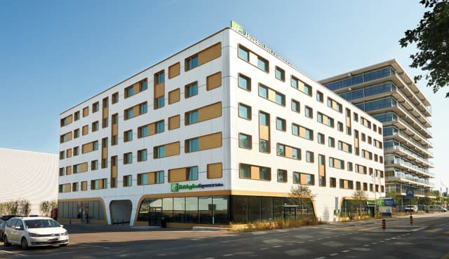Holiday Inn Express & Suites - Basel - Allschwil by IHG