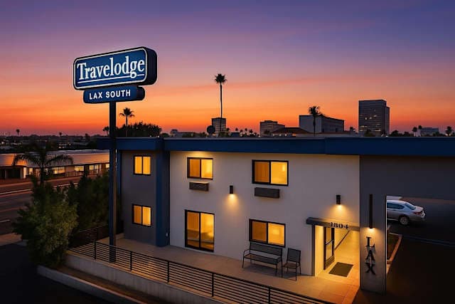 Travelodge by Wyndham LAX