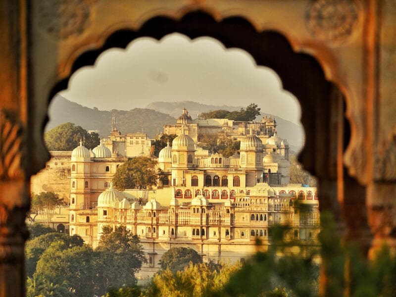 Rundreisen Indien: Rajasthan spüren: Tempelzauber & das strahlende Taj Mahal