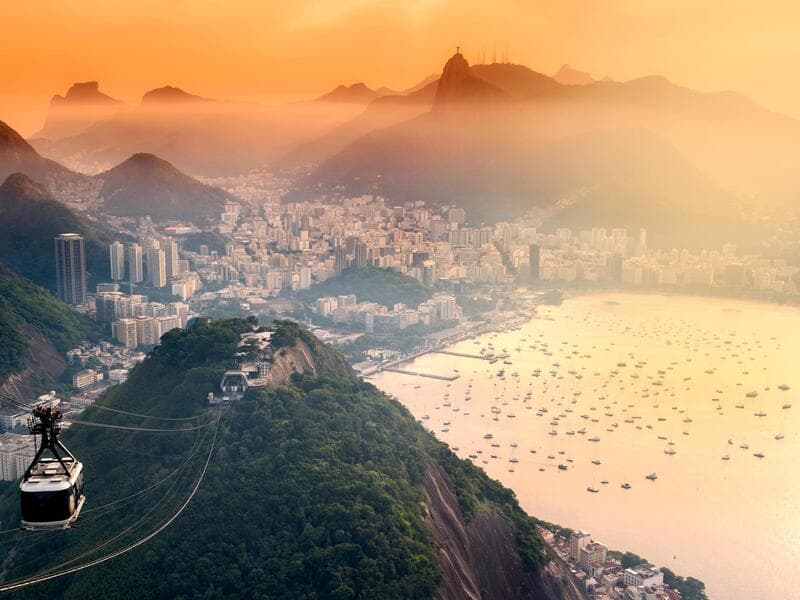 Oosterdam#°#Savoy Hotel Buenos Aires, Buenos Aires#°#Novotel Providencia, Santiago de Chile#°#Hotel Windsor Plaza Copacabana, Rio de Janeiro#°#Hotel Viale Cataratas, Foz do Iguacu